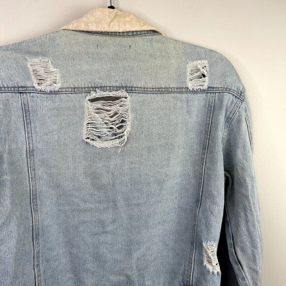 Kendall & Kylie light wash jean jacket medium‎ - Picture 9 of 9